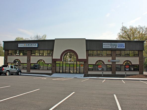 487 Federal Rd, Brookfield, CT 06804